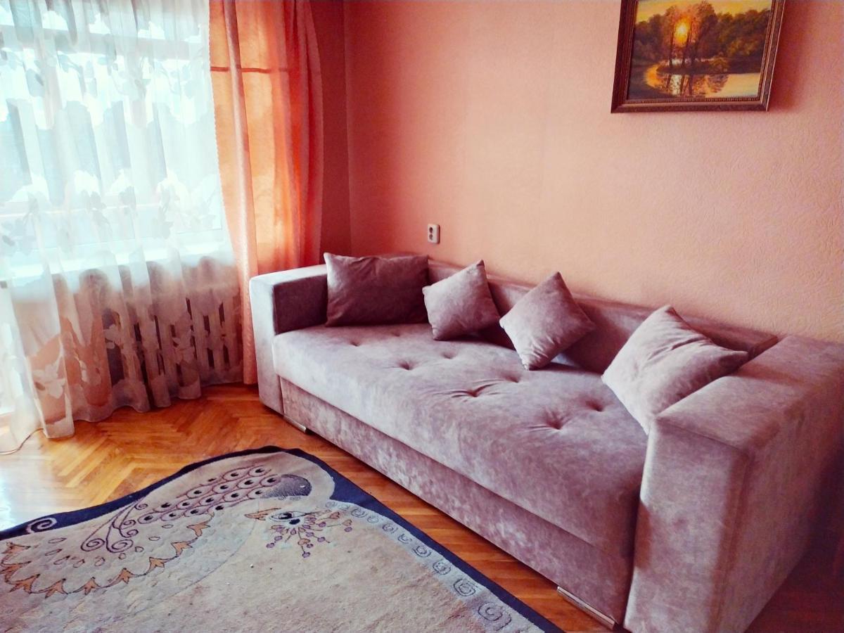 Apartment On Oktyabrskaya 105 Bobruisk Ngoại thất bức ảnh
