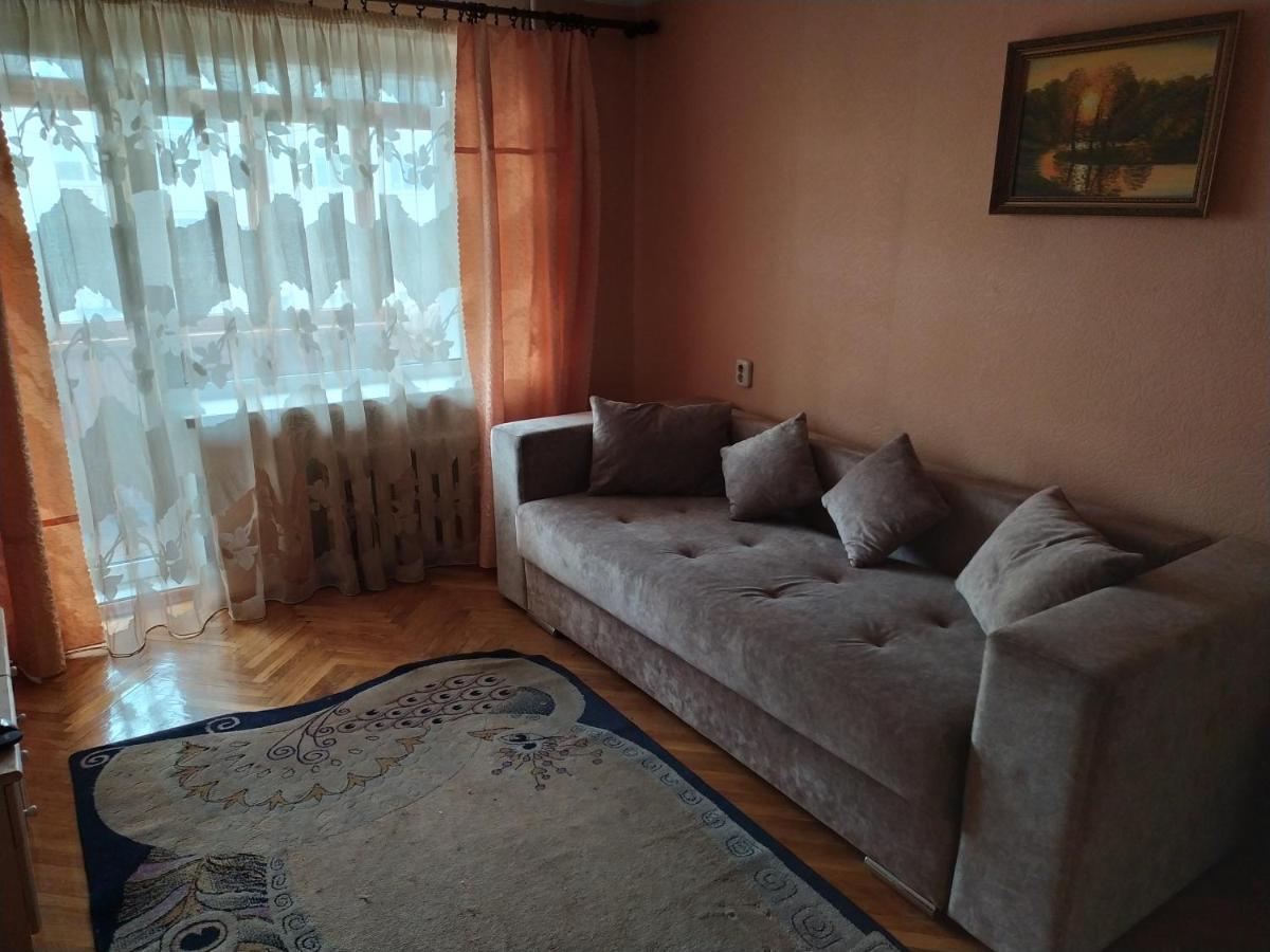 Apartment On Oktyabrskaya 105 Bobruisk Ngoại thất bức ảnh
